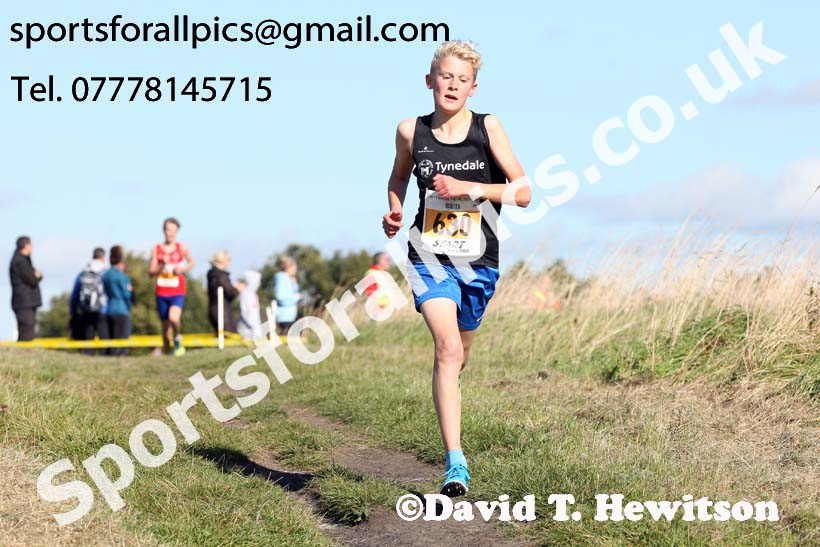 Boys under-15s Start Fitness NEH, Wrekenton. Photo:  David T. Hewitson/Sports for All Pics
